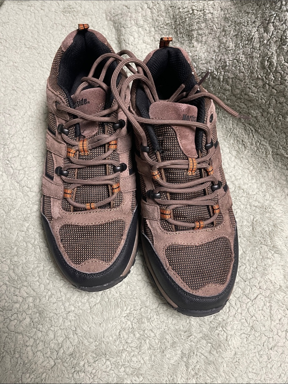 Northside Men's Brown Athletic Lace-Up Sneakers with Black Accents Size 8,5
